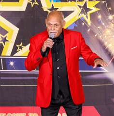 152: HoorayHollywood-152