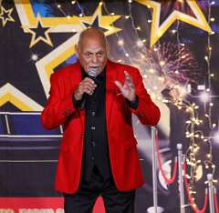 153: HoorayHollywood-153