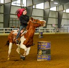 30: BarrelRacingMing-2