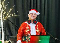 106: Breakfast with Santa-8540